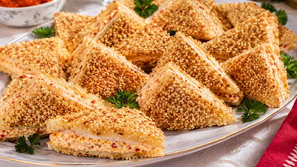 Recept za slavske urnebes trougliće.png
