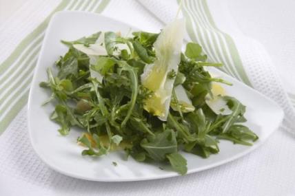 Salata koja podmlađuje: Kako rukola eliminiše toksine iz organizma