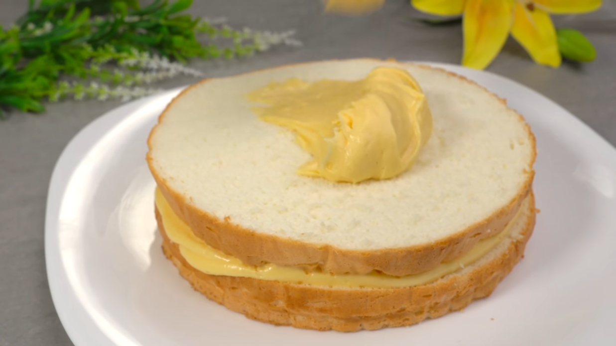 Bela torta sa kokosm