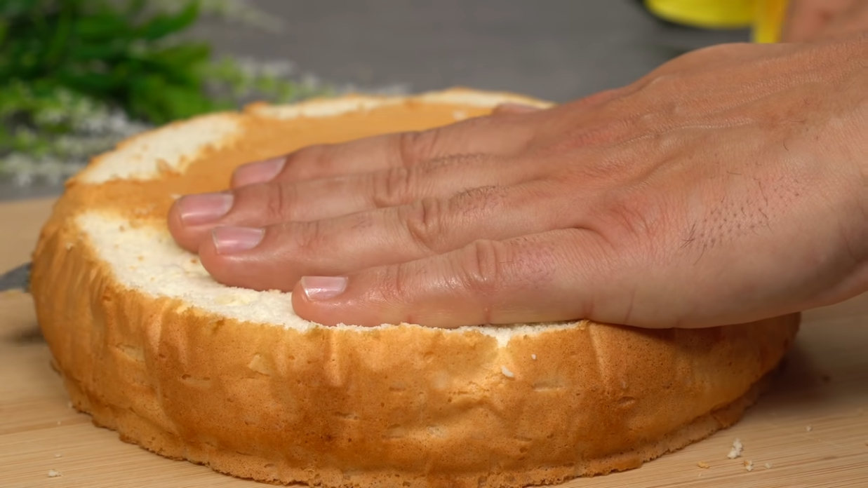 Bela torta sa kokosm