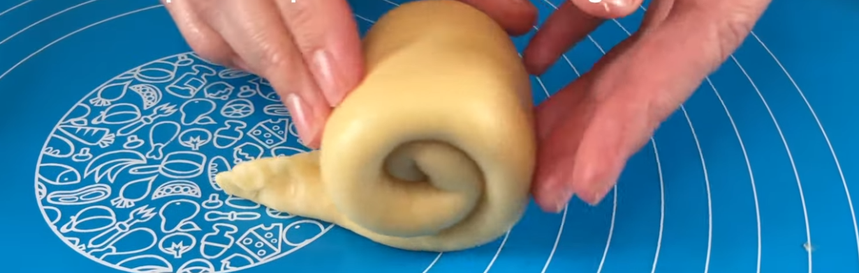 Kako se pune i rolaju kiflice