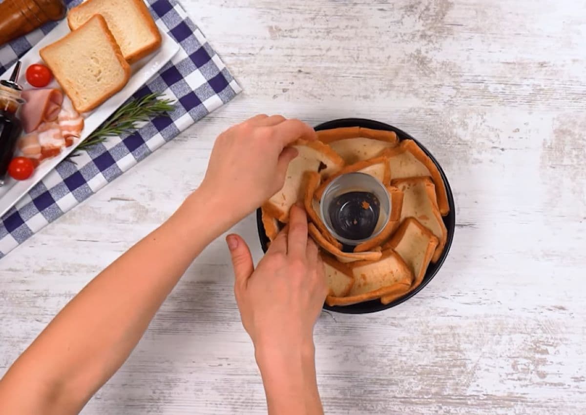 Kako se ređa tost hleb u kalup