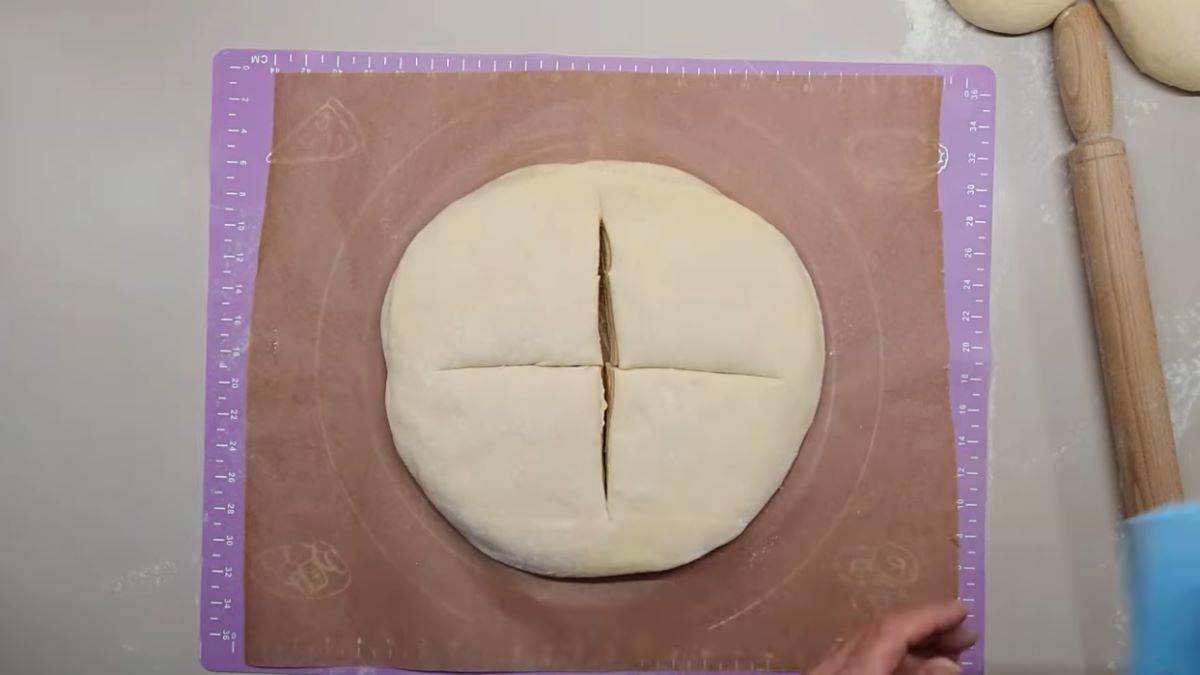 Kako se pravi posni slavski kolač za Svetog Nikolu - recept za početnike 