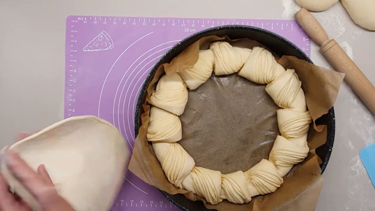 Kako se pravi posni slavski kolač za Svetog Nikolu - recept za početnike 