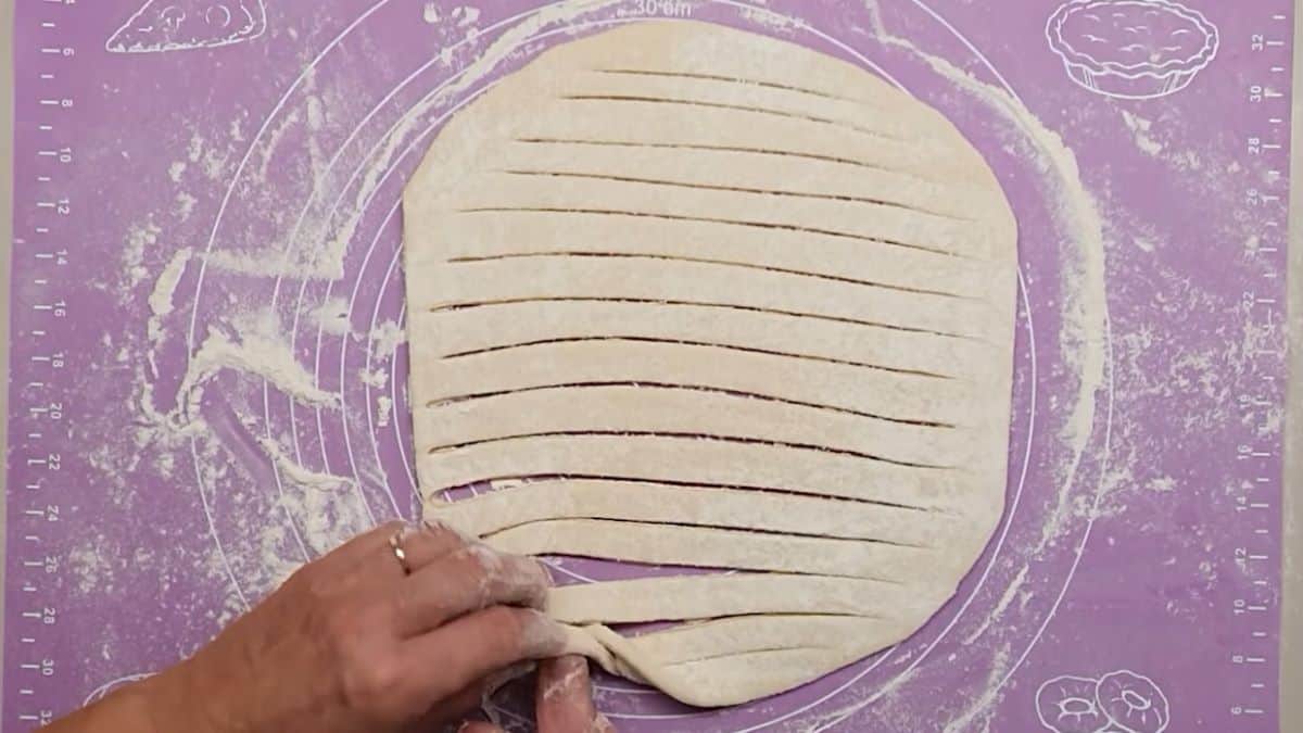 Kako se pravi slavska pogača za Svetog Nikolu