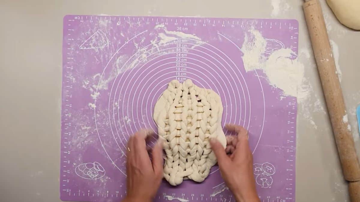 Kako se pravi slavska pogača za Svetog Nikolu