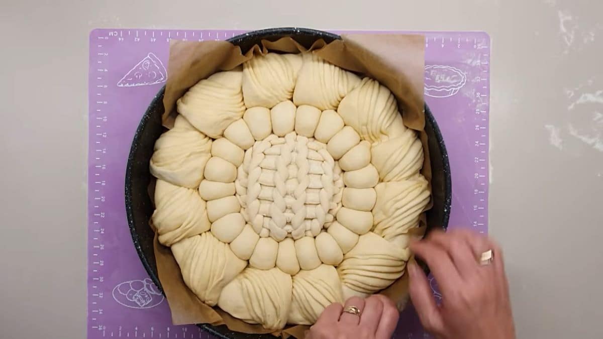 Kako se pravi slavska pogača za Svetog Nikolu