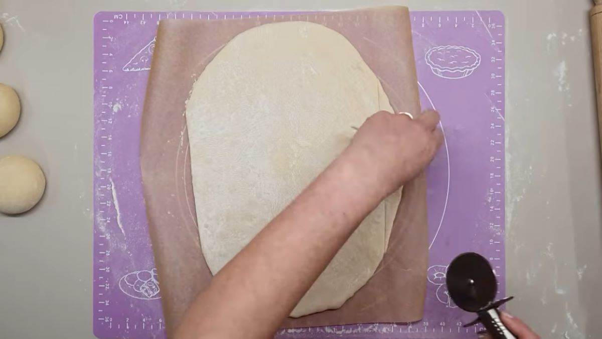 Kako se pravi pogača za Uskrs sa jajima