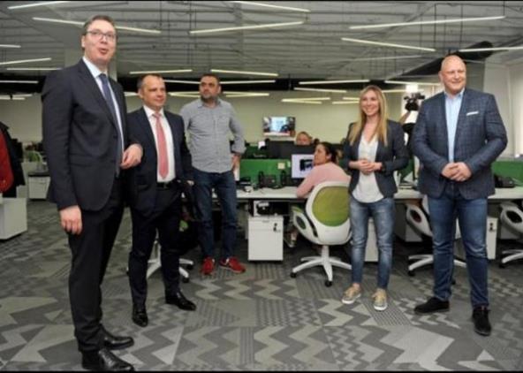 VUČIĆ U POSETI ADRIJA MEDIJA GRUPI: Baš sam srećan što sam ovde!