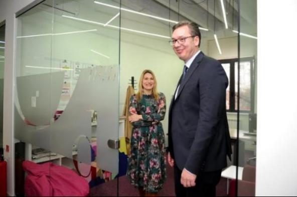 VUČIĆ U POSETI ADRIJA MEDIJA GRUPI: Baš sam srećan što sam ovde!