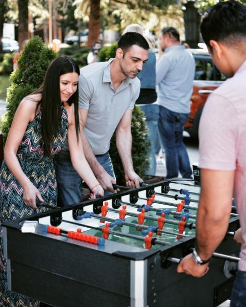 UŽIVALI U PRIRODI: Magazin Men’s Health ugostio partnere na Grill Day druženju!