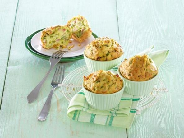 Slatko domaće pecivo: Bakine voćne rešetkice (VIDEO)