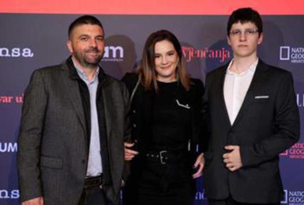 SPEKTAKULARNA REGIONALNA ŽURKA ADRIJA MEDIJE Aleksandar Rodić: Ovo je moj poklon vama! Svaka vam čast, ponosan sam na sve vas!