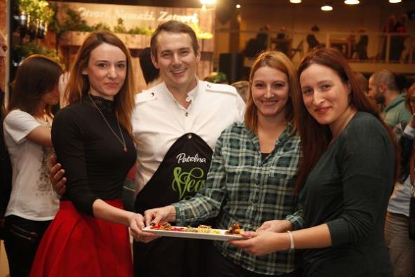 Tim Stvar ukusa pobedio u Duelu novinara na Mikser Design Food-u