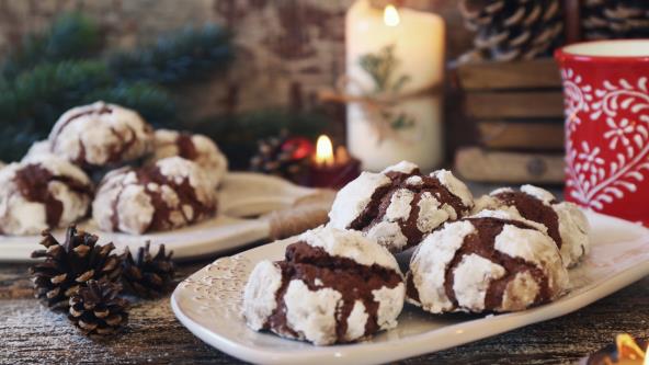 Raspukanci sa čokoladom na tanjiru