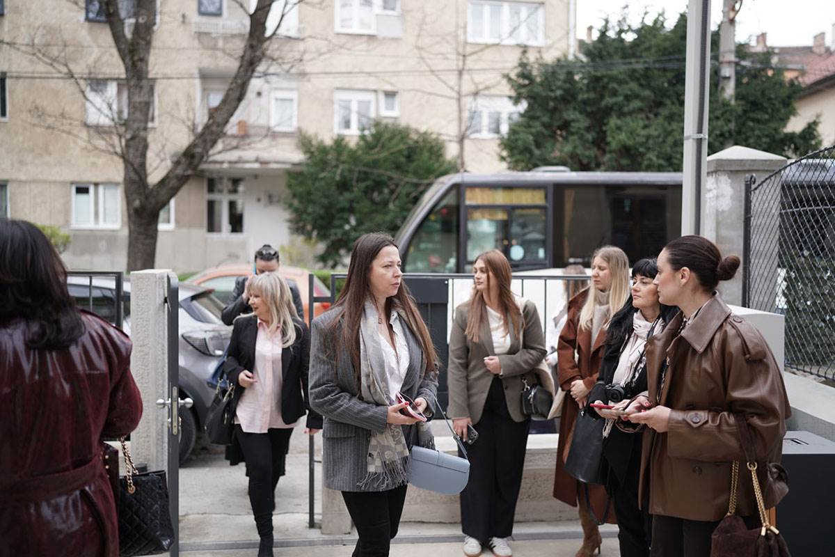 Ženska šetnja Beogradom “One su čitav svet” (13).jpg