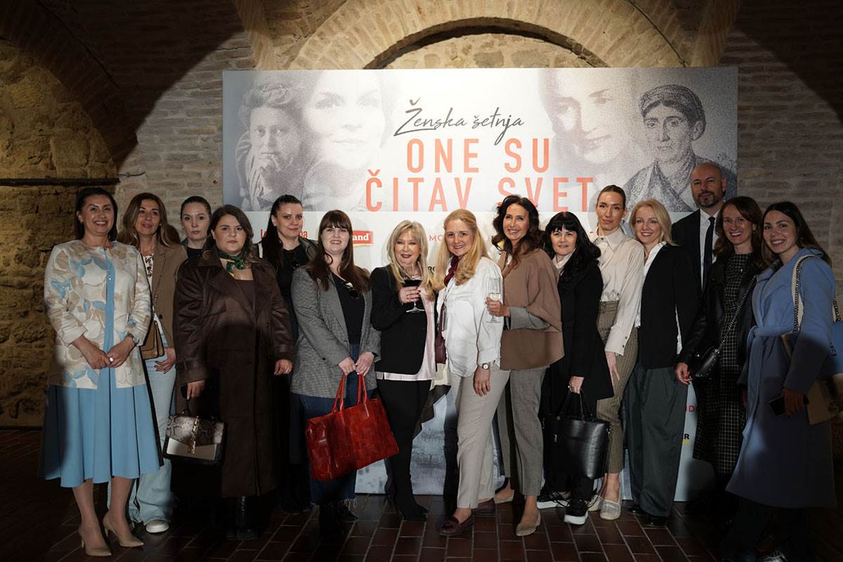 Ženska šetnja Beogradom “One su čitav svet” (19).jpg