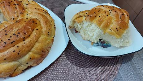 Izazov za iskusne domaćice: Pletena pogača KORAK PO KORAK (VIDEO)